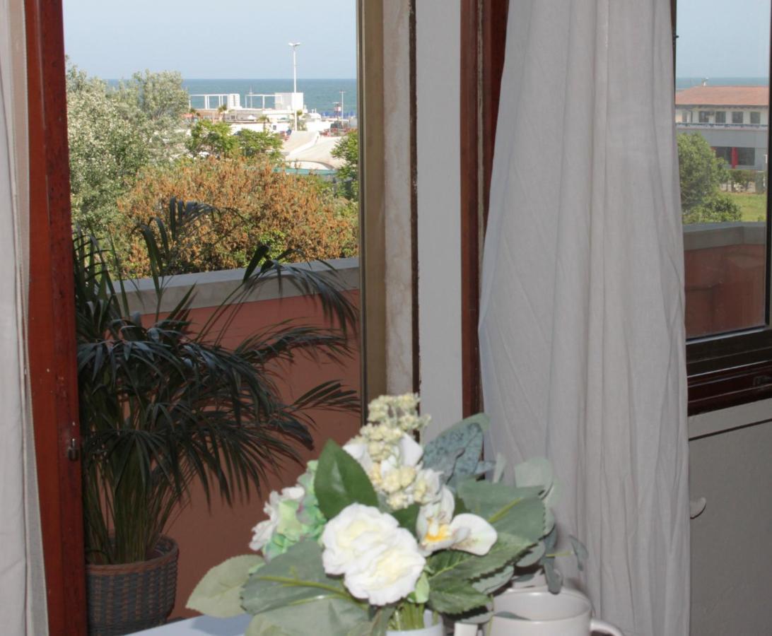 Appartamento Fronte Mare Соттомарина Экстерьер фото